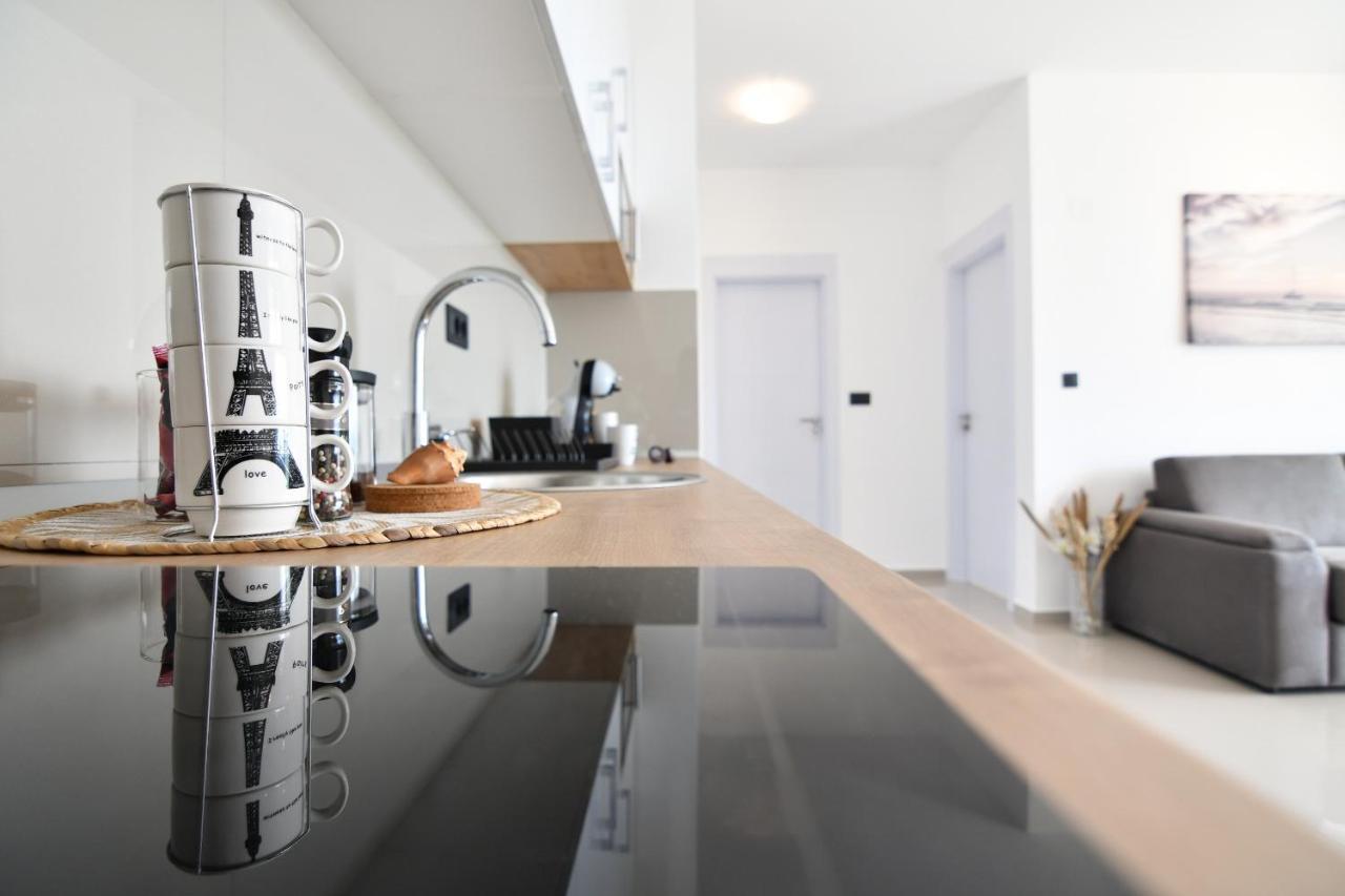 Apartmani Porat Igalo Bagian luar foto