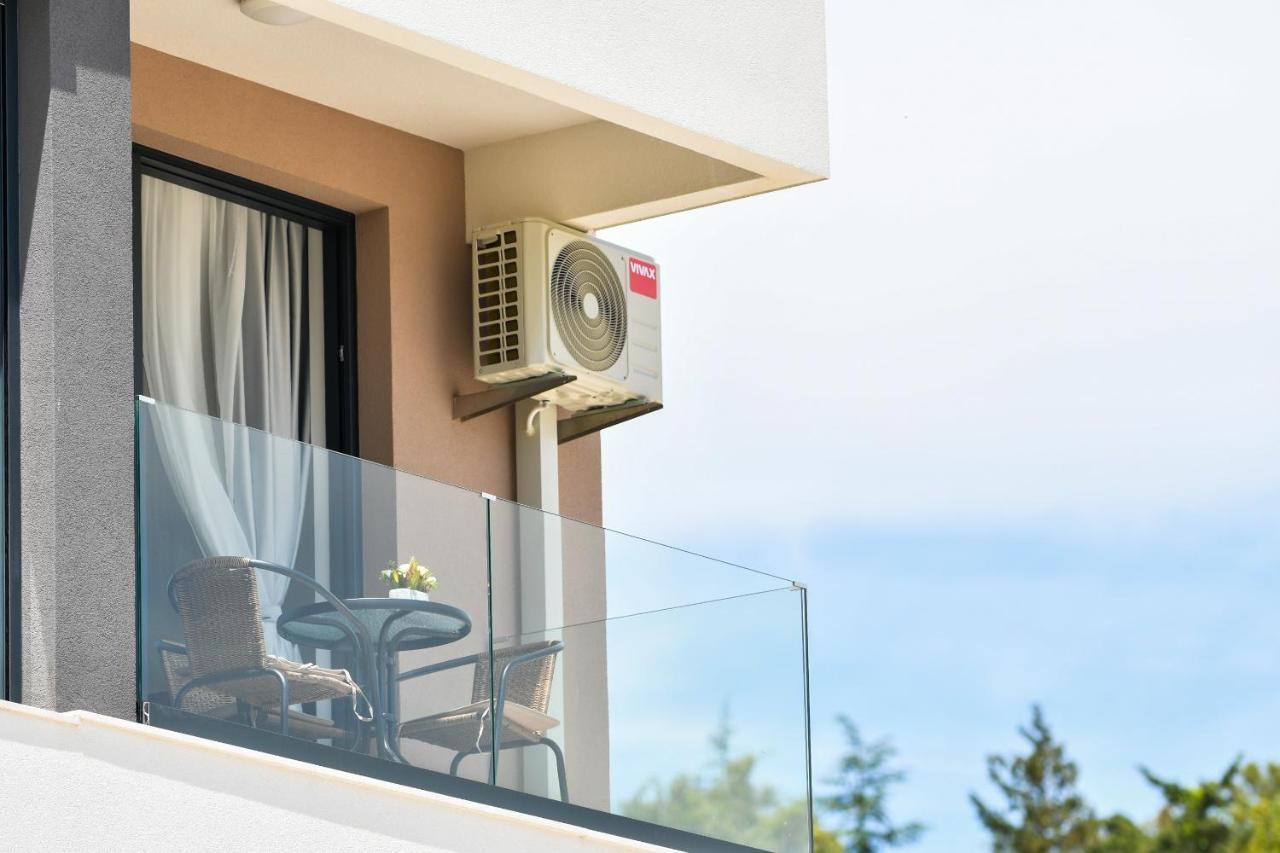 Apartmani Porat Igalo Bagian luar foto