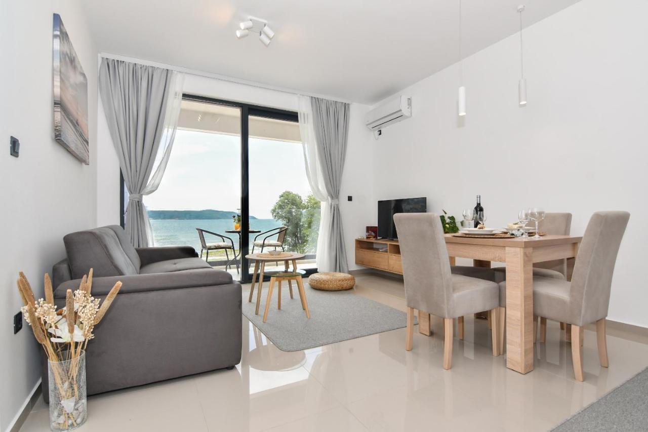 Apartmani Porat Igalo Bagian luar foto